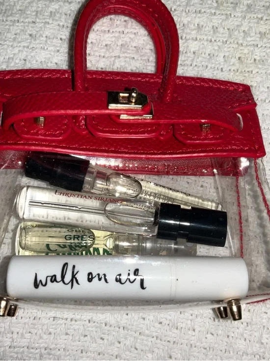 One Mini Bag and five perfume samples - Picture 2 of 5